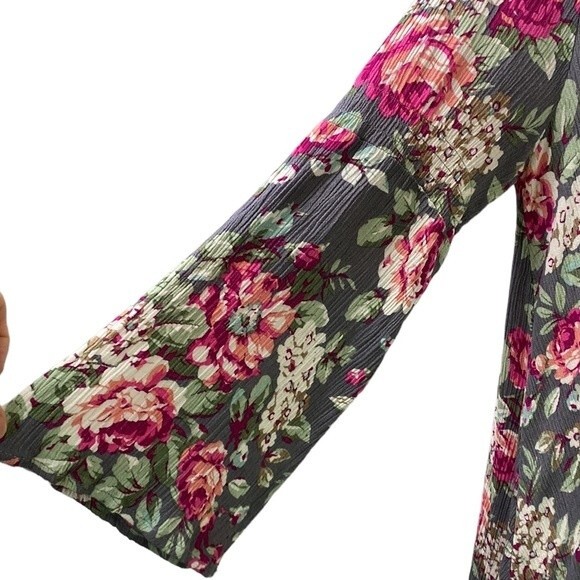 Umgee Floral Key Hole 3/4 Bell Sleeve Flowy Mini Swing Dress Trapeze Cut Guaze - Picture 6 of 16